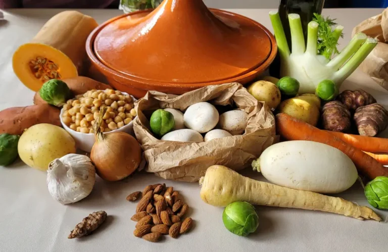 Lire la suite à propos de l’article Tajine aux légumes d’automne réconfortant à souhait !